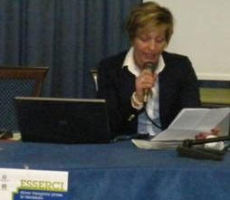 Giulianova, 20.01.2012 - LI.I.S. V.Crocetti- V. Cerulli di Giulianova ha accolto linvito del Comitato Pari Opportunit della Regione Abruzzo allincontro con le aziende, le associazioni e le scuole sul tema Esserci dove vengono prese le decisioni che si  svolta il 20 gennaio. Nellambito del Seminario la Prof.ssa Lucia Marcone, in rappresentanza dellIstituto diretto dalla Preside Prof.ssa Leonilde Maloni, ha tenuto un intervento nel quale ha descritto le caratteristiche del nuovo Polo scolastico giuliese