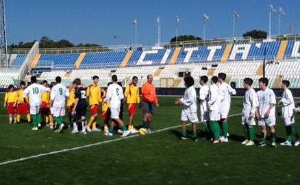 PESCARA, 3.3.2013 - In una ridente giornata di sole, nella cornice dello stadio �Adriatico Cornacchia� di Pescara, prima del match di Serie A TIM, fra Pescara e Udinese, derby della �Junior TIM Cup - Il calcio negli oratori� il torneo di calcio a 7, promosso da Lega Serie A, Csi e TIM, che nelle sedici citt� del massimo campionato sta aprendo i cancelli alla formazioni del calcio genuino degli oratori di tutta Italia: Derby pescarese fra i circoli parrocchiali S. Lucia del capoluogo abruzzese e il S. Antonio di Montesilvano, vittorioso per 8-1. 