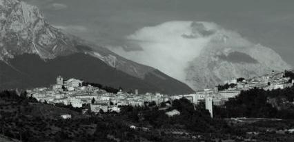Le cartoline dell'Abruzzo di Chiara Nicol, 12.2.2013 - Numero 15: Penne, la citt sui quattro colli