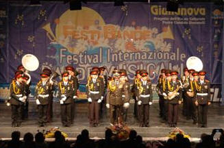 GIULIANOVA, 18.5.2013 - Reso noto il programma del XIV Festival Internazionale di Bande Musicali che si svolger a Giulianova dal 29 Maggio al 2 Giugno prossimo, a cura dell'Associazione Culturale "Padre Candido Donatelli".