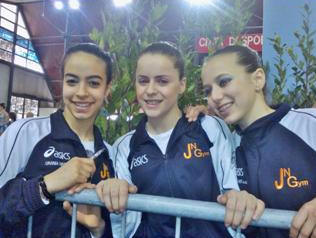 Giulianova, 27.3.2013 - Ludovica Chiappini, Roberta Fini, Ilaria Lallone: Ai Campionati Interregionali di Ginnastica ritmica indivuale, che si sono svolti il 23 e 24 Marzo a Spoleto, si sono fatte onore insieme alle loro compagne Sasha Datsun ed Erica Intellini della Julia Nova Gym di Giulianova.