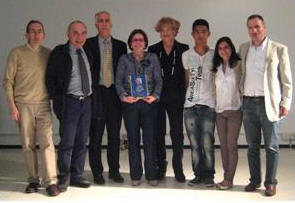 TERAMO, 20.5.2013 - Stamani, nell’Auditorium dell’Istituto Tecnico Commerciale “Pascal-Comi” di Teramo, si è concluso il progetto “Tu chiamale, se vuoi, emozioni” promosso dal Rotary Club Teramo in collaborazione con l’ITC. Da sinistra: Mauro Di Girolamo, Ernesto Albanello, Piero Natale, Domenica Arangiaro, Serafina Garbati, Eduardo De Leon, Antonella Gaita, Angelo Di Carlo.