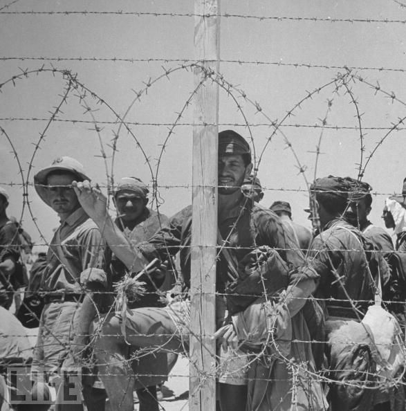 Lino Manocchia, ricordi di Natale in guerra: Prigionieri dietro i fili spinati di un lager 
