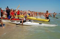 Alba Adriatica, 19.8.2012  Tantissimi i partecipanti che hanno dato vita al VI Trofeo del Mare di Corsa con il Pattino memorial Maria Rosaria Di Giandomenico. Mai come per ledizione di questanno si era registrata una cos massiccia partecipazione. 